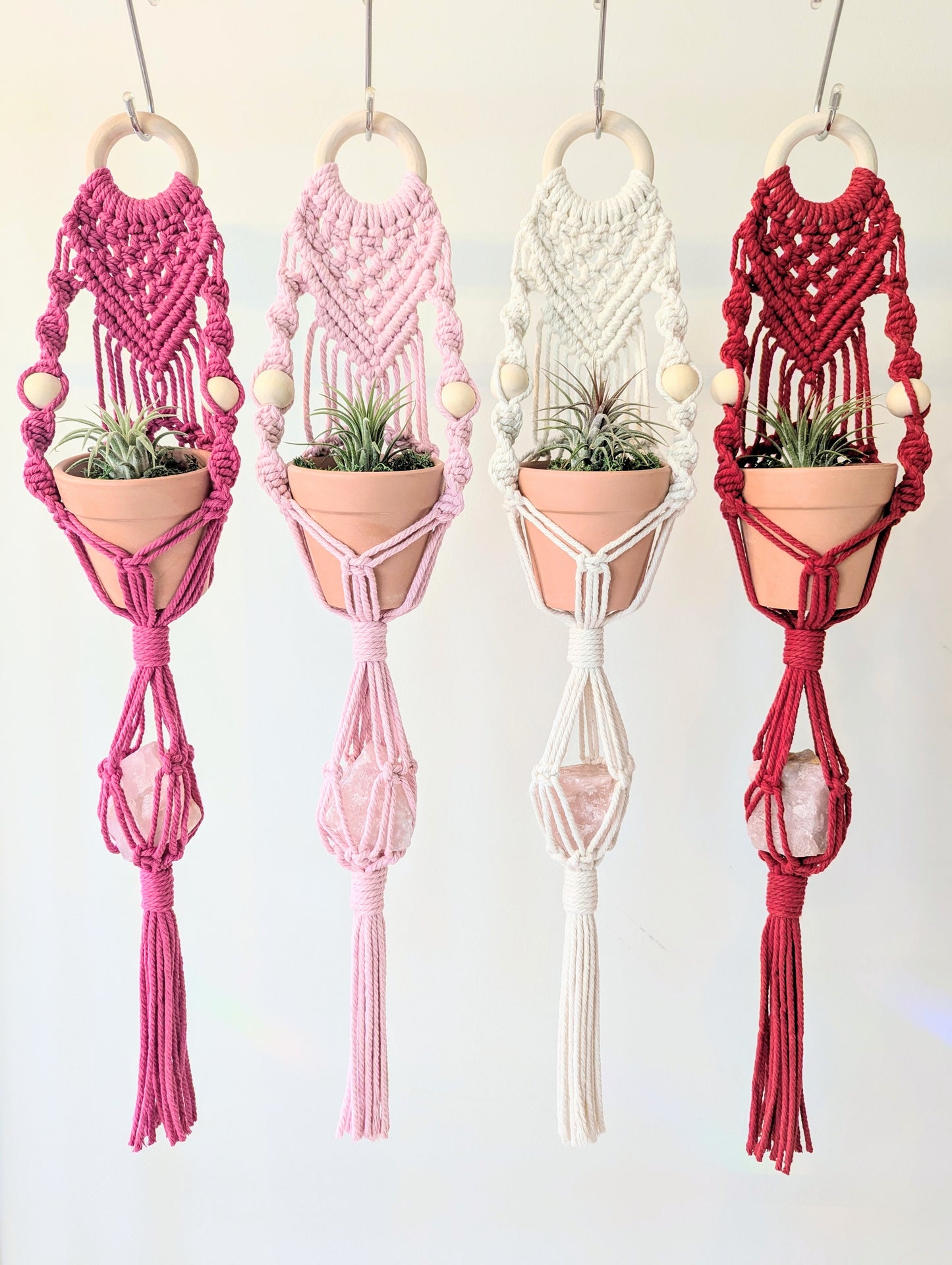 Macramé Flat Back Hanger with Stone