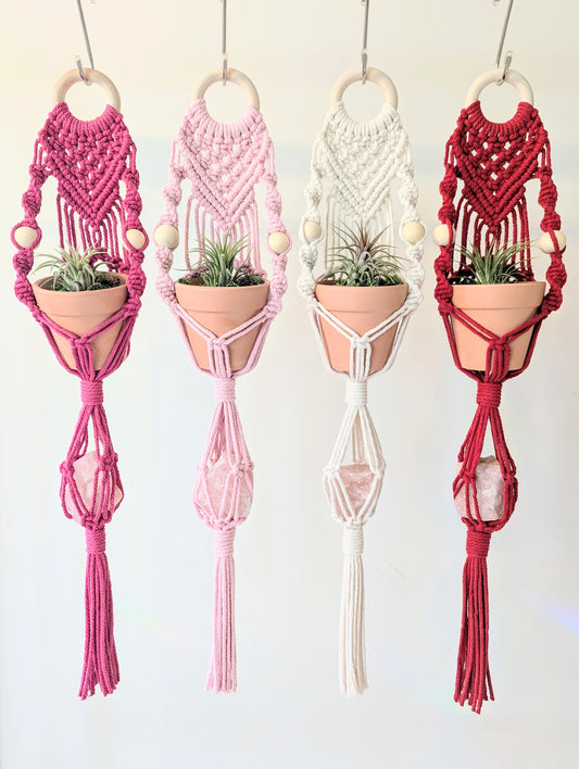 Macramé Flat Back Hanger with Stone