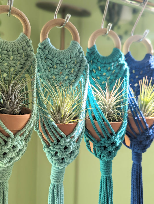 Macramé Flat Back Hanger